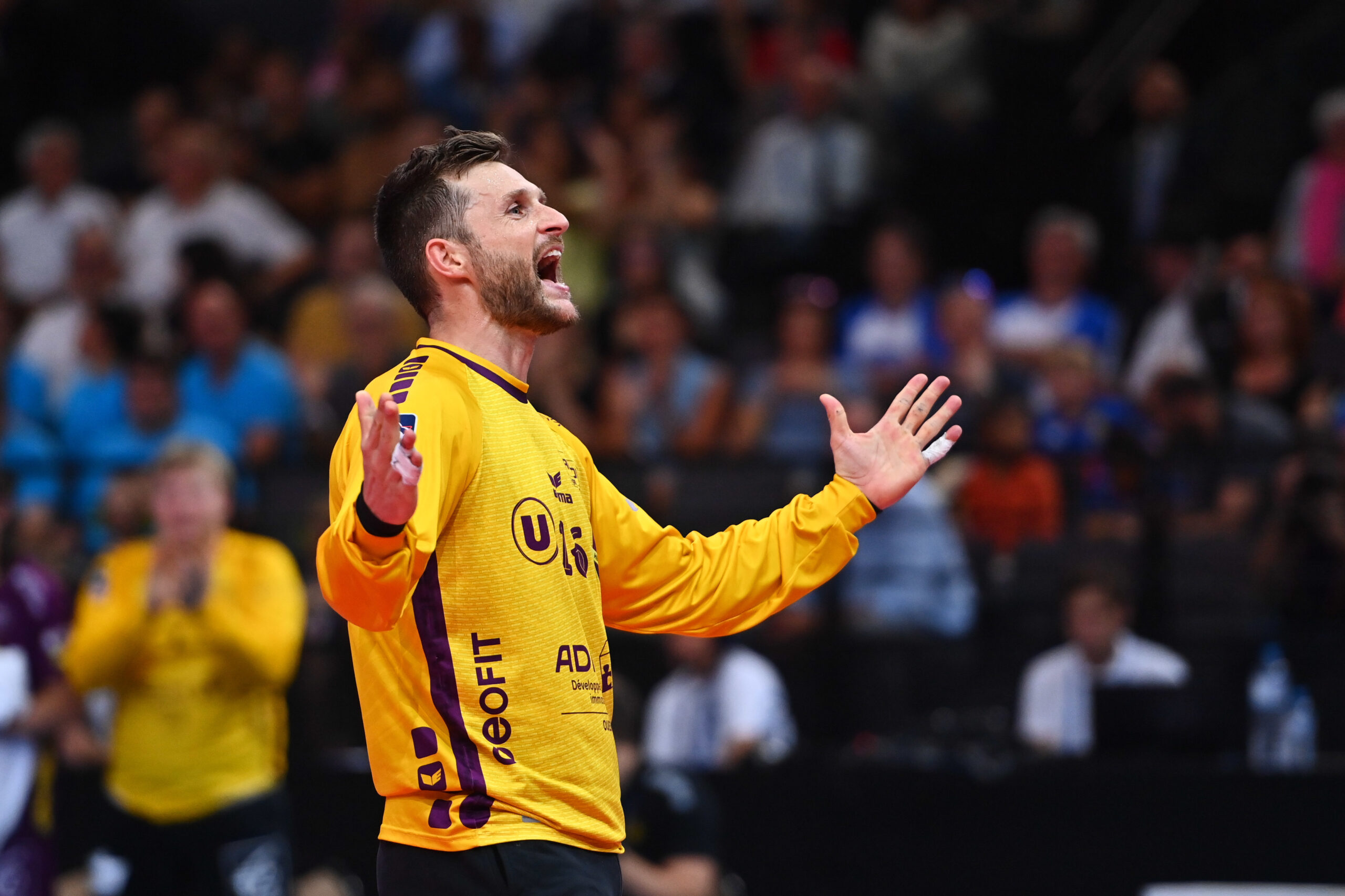 Michael Robin #HANDMAG+197 #FIR - Le parcours de Mickaël Robin - FFHandball