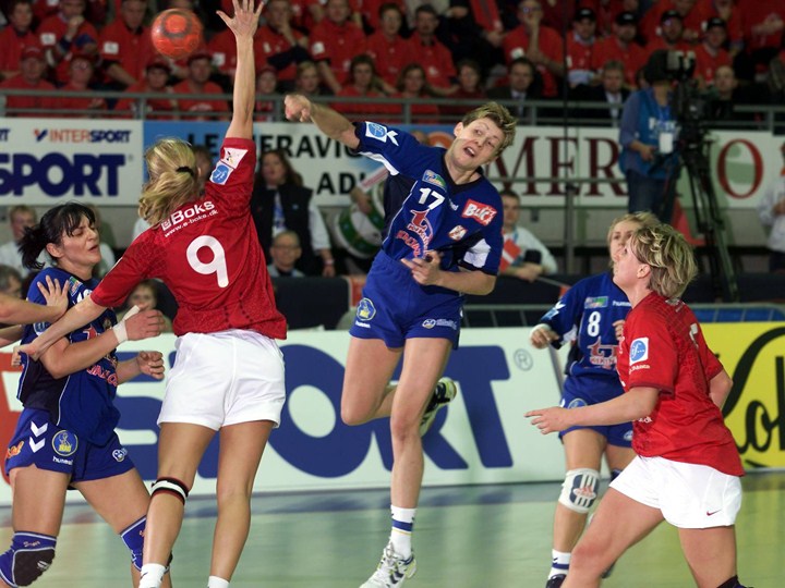 L’échauffement de la gardienne de but combiné au travail individuel des