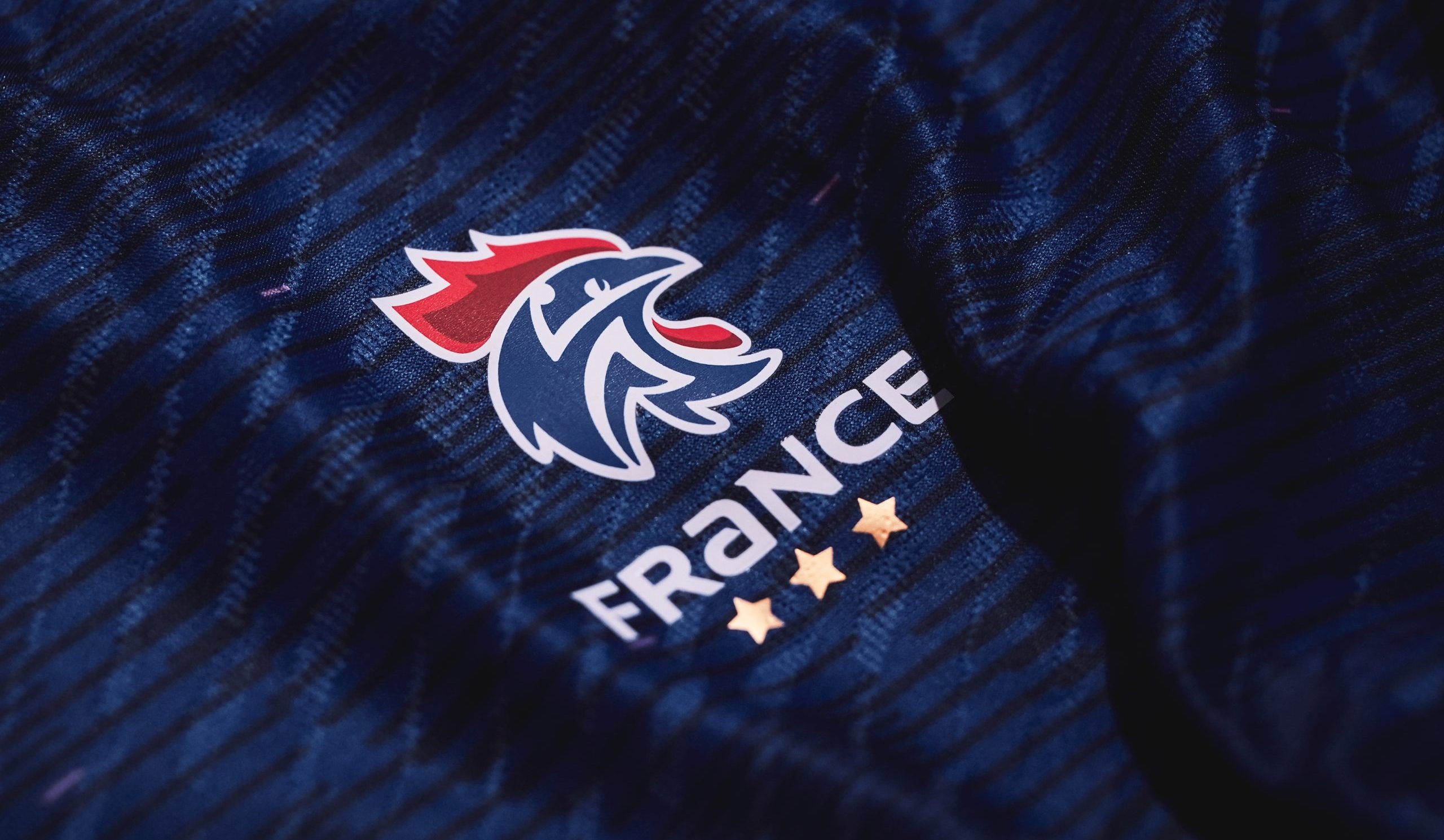 https://www.ffhandball.fr/wp-content/uploads/2025/11/equipe_de_france_feminine_18_09_25-_shoot_maillot_-_roumanie_-_brool_video-13-scaled-e1763997391572.jpg