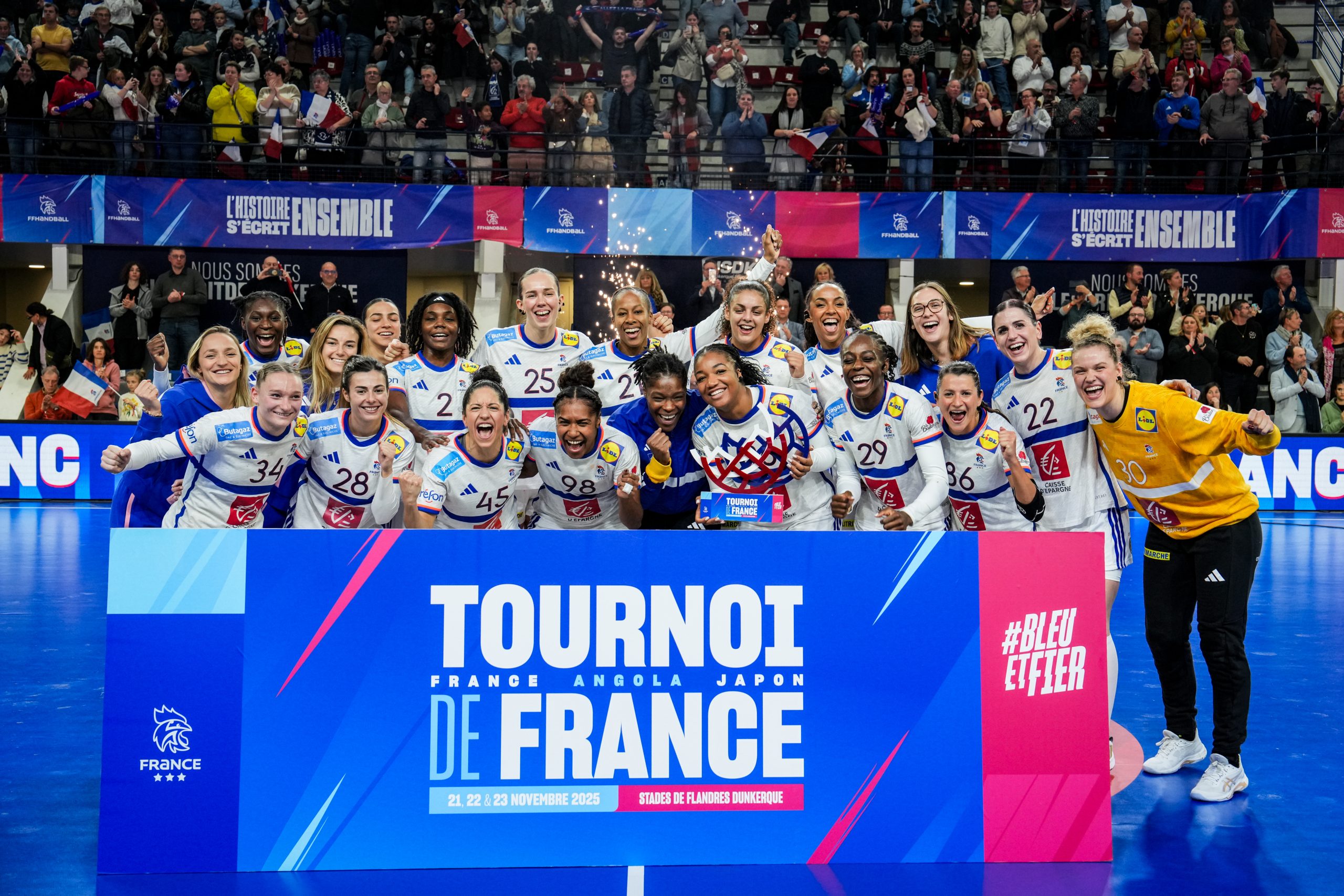 https://www.ffhandball.fr/wp-content/uploads/2025/11/match_-_france_-_japon_-_23_11_25_-_dunkerque_-__edf_f_-_brool_video-116-scaled.jpg